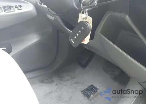 2009 Toyota Tacoma Base V6 from USA, damaged, VIN 3TMMU52N19M015371